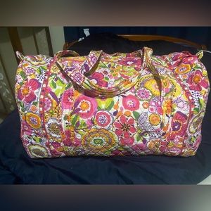 Vera Bradley pink duffel bag